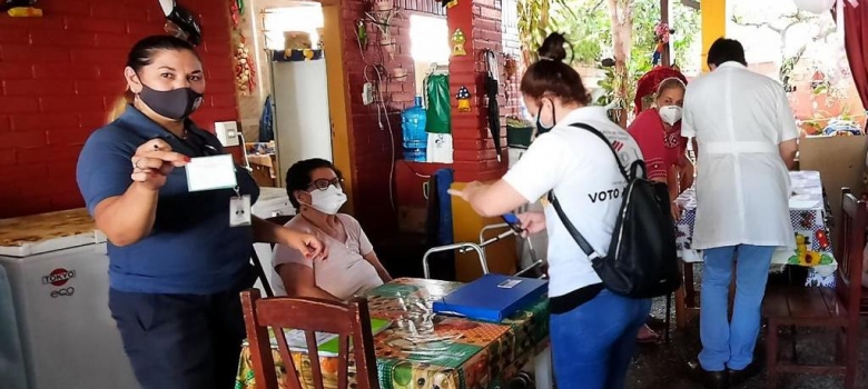 Verificación de Voto en Casa llegó al populoso barrio Ricardo Brugada de Asunción 